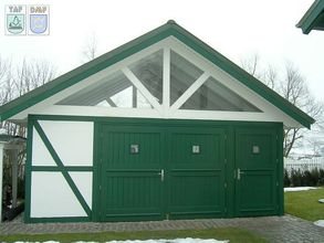 Carport mit Hofeinganstor